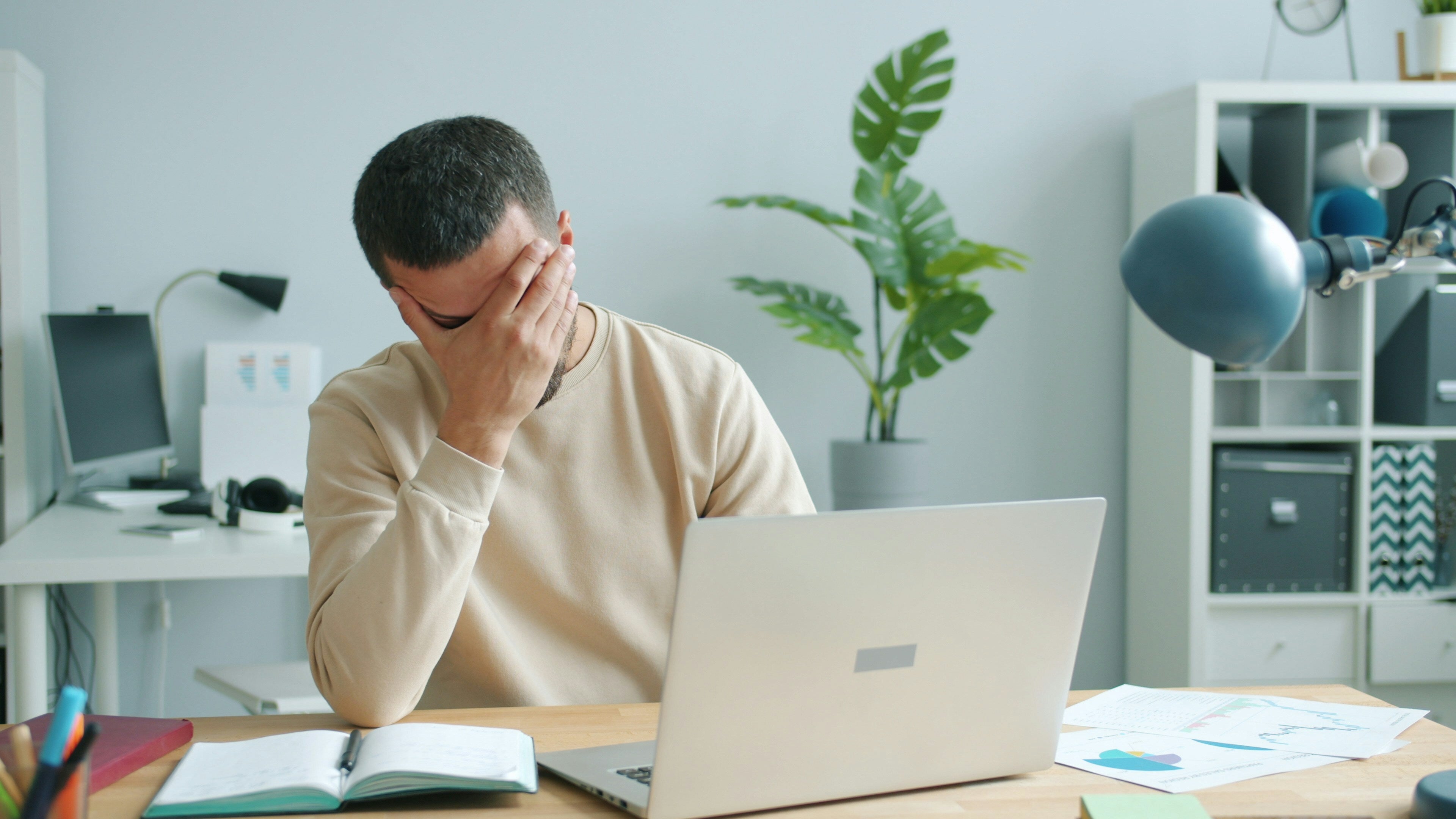 A UK Poll Has Found The 10 Worst Jobs For 'Sunday Scaries'