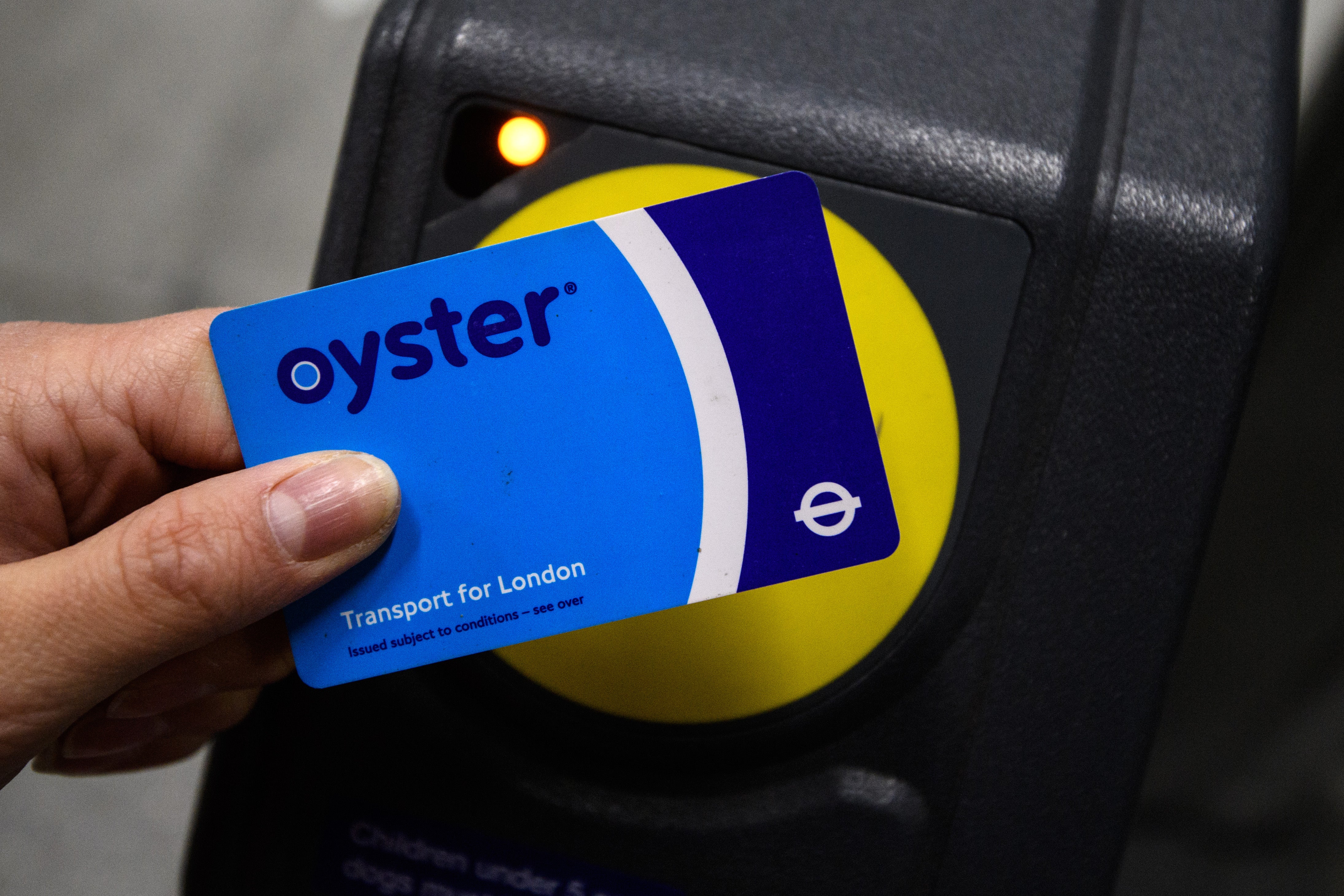 Travellers Are Learning How Oyster Cards Got Their Name