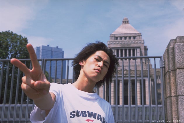 主演・窪塚洋介さん、脚本・宮藤官九郎さん、監督・行定勲さんによる青春映画の傑作『GO』株式会社つみきプレスリリースより