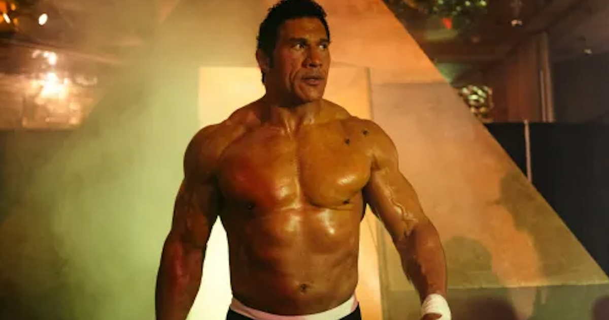 Dwayne Johnson Shares How He Really Feels About That Smashing Machine ...
