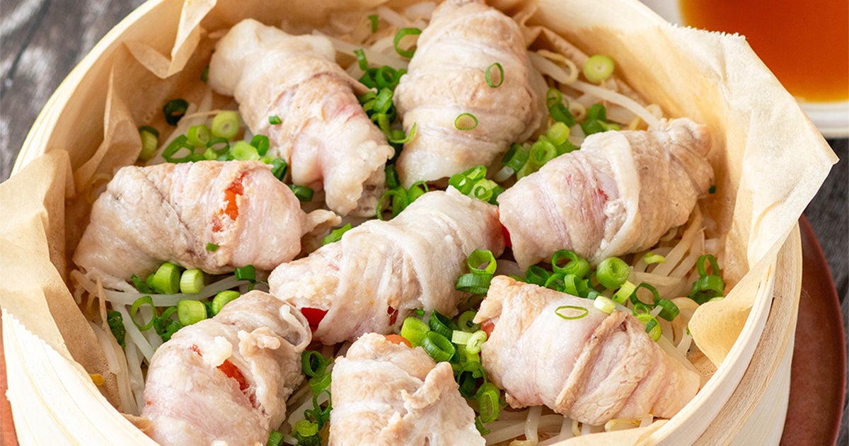 【トマト、もう普通に食べない】豚バラで巻いてせいろで蒸すだけ。簡単すぎるリピート確定レシピ
