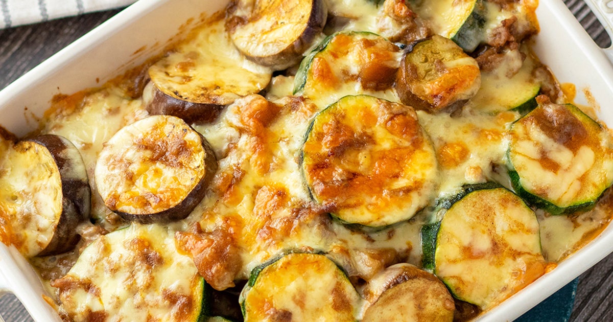 【ズッキーニとなすがあったら…】おいしすぎて感動。レトルトカレーで作る簡単すぎてリピ確定のチーズ焼きレシピ