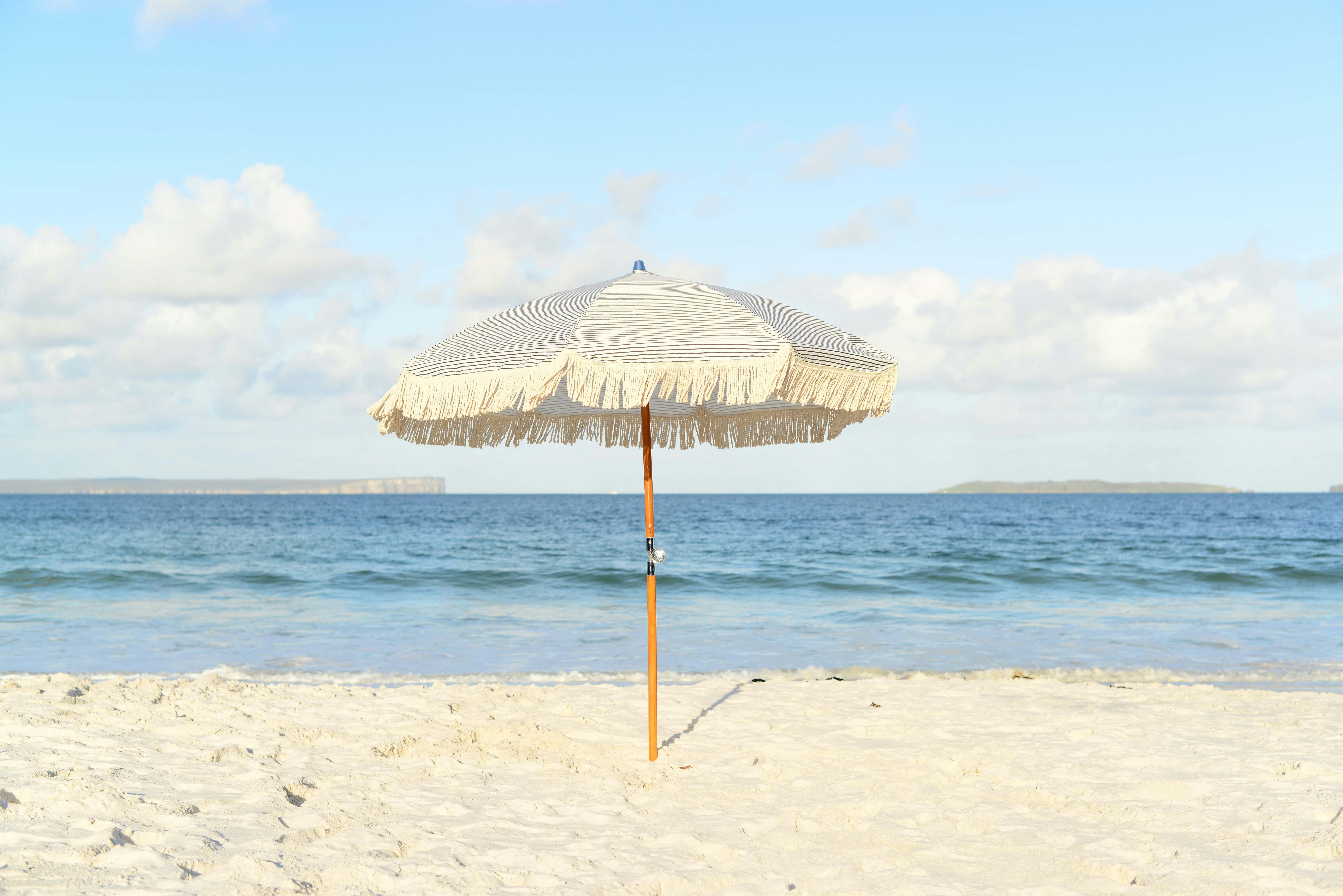 10 To 65 Year-Olds Banned From Sun Brollies On Italian Beach