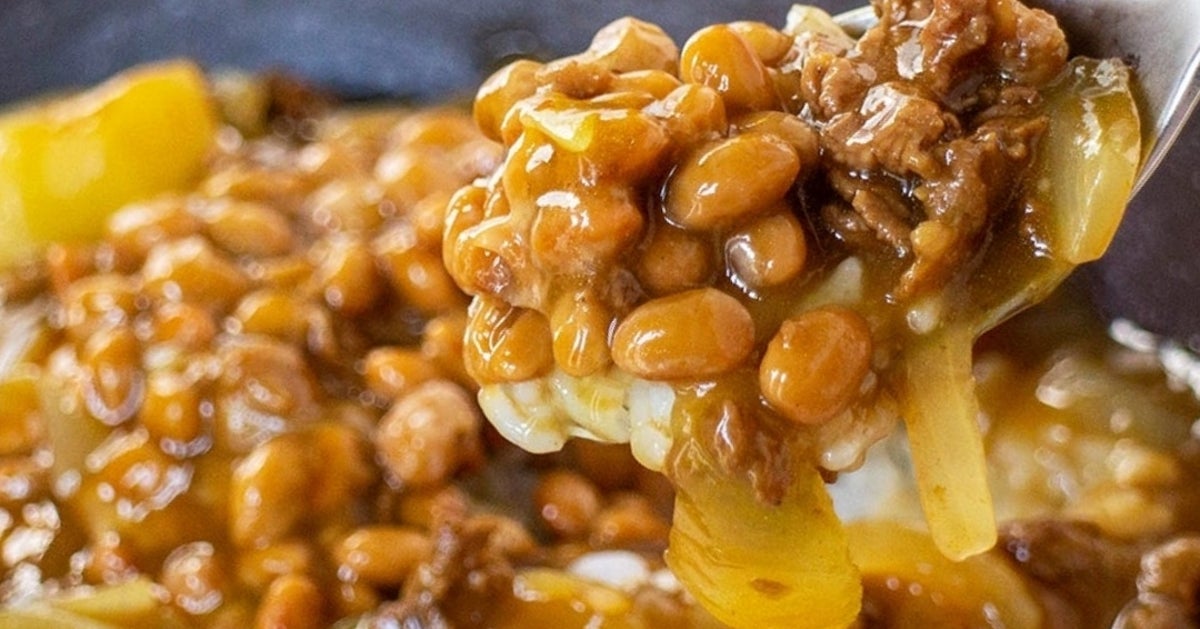 【カレー、その発想はなかった...】いちごジャムも納豆もアリ!?カレーに入れるとハマる意外な隠し味&トッピング3選