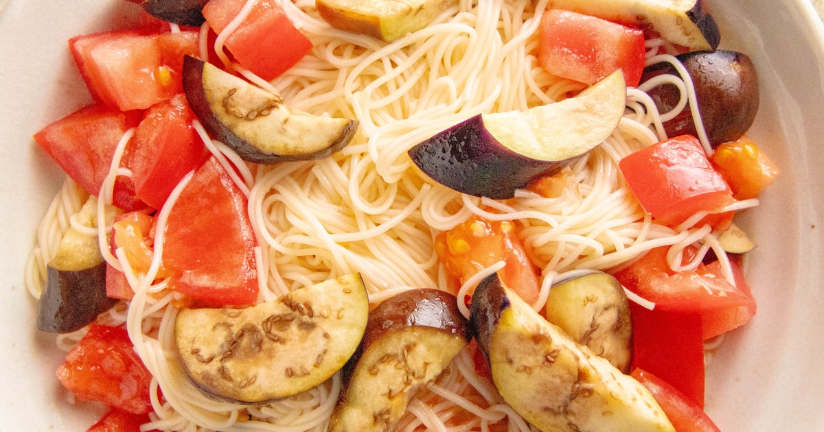 【そうめん、めんつゆだけじゃもったいない】トマトとなすをのせるだけ！夏に何度も作りたくなるレモンそうめん