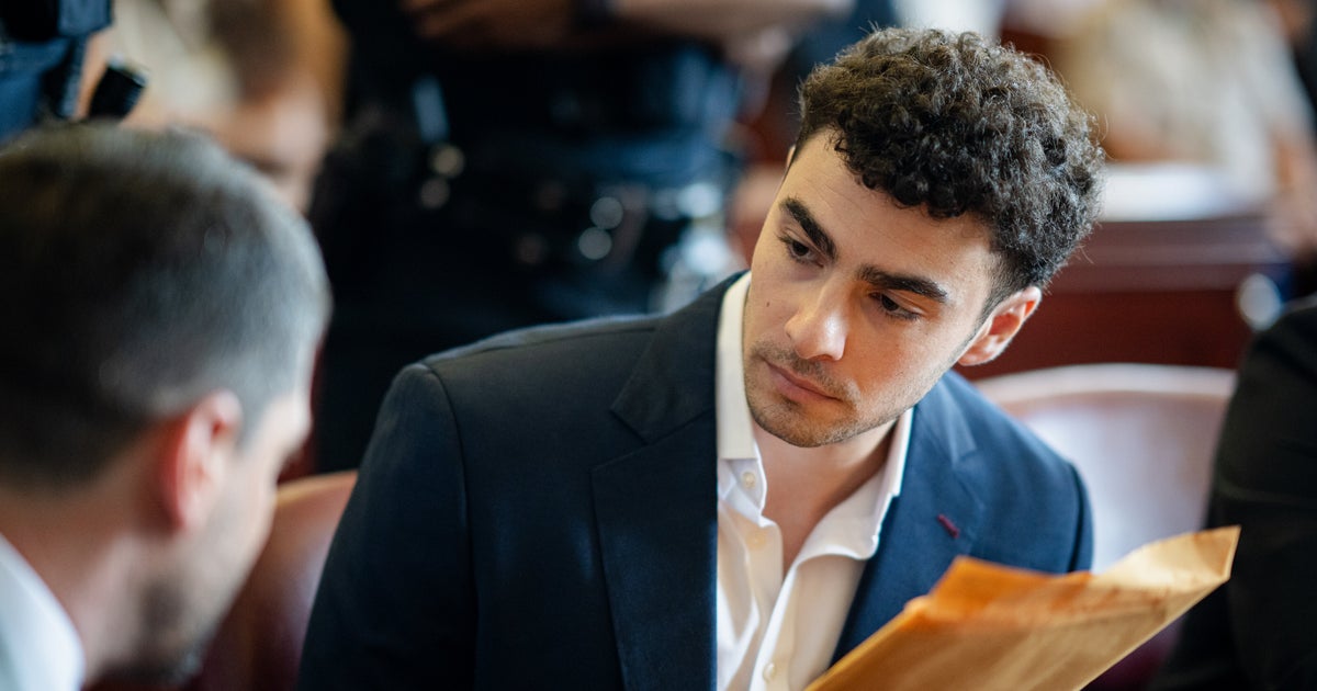 Luigi Mangione To Assert Psychiatric Defense In Health Care CEO's Murder Trial