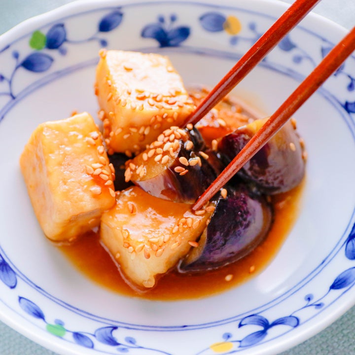 甘みと酸味のバランスを楽しめる南蛮風の味付けに仕上げました。 
