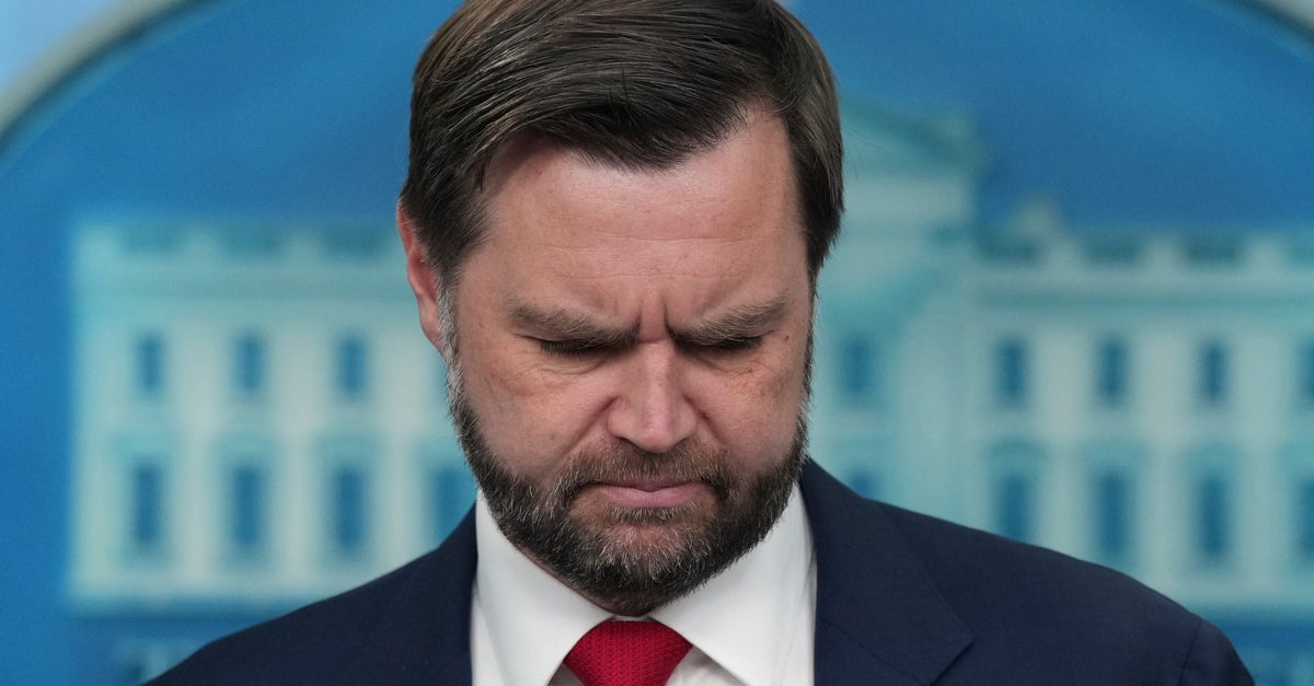 https://img.huffingtonpost.com/asset/6a35878c19000033ba276825.jpeg?cache=y90hkRS8gL&ops=1200_630