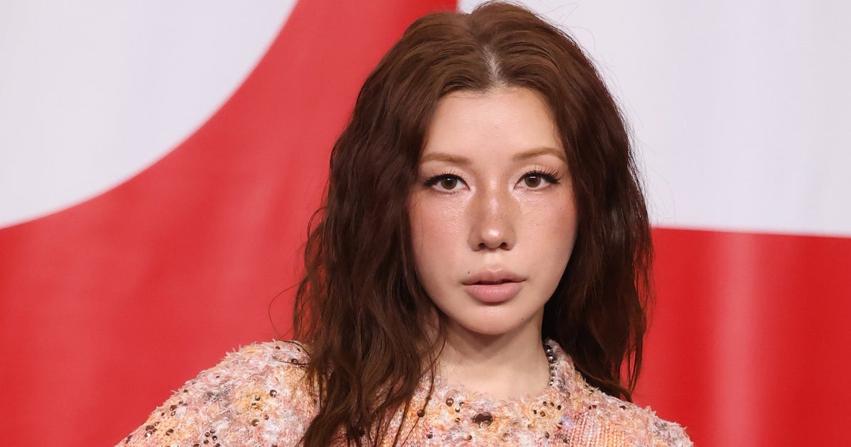 仲里依紗、大量のぬいぐるみが便利な家具になる「最強グッズ」絶賛⇒「発想素敵すぎ」「収納術」と反響