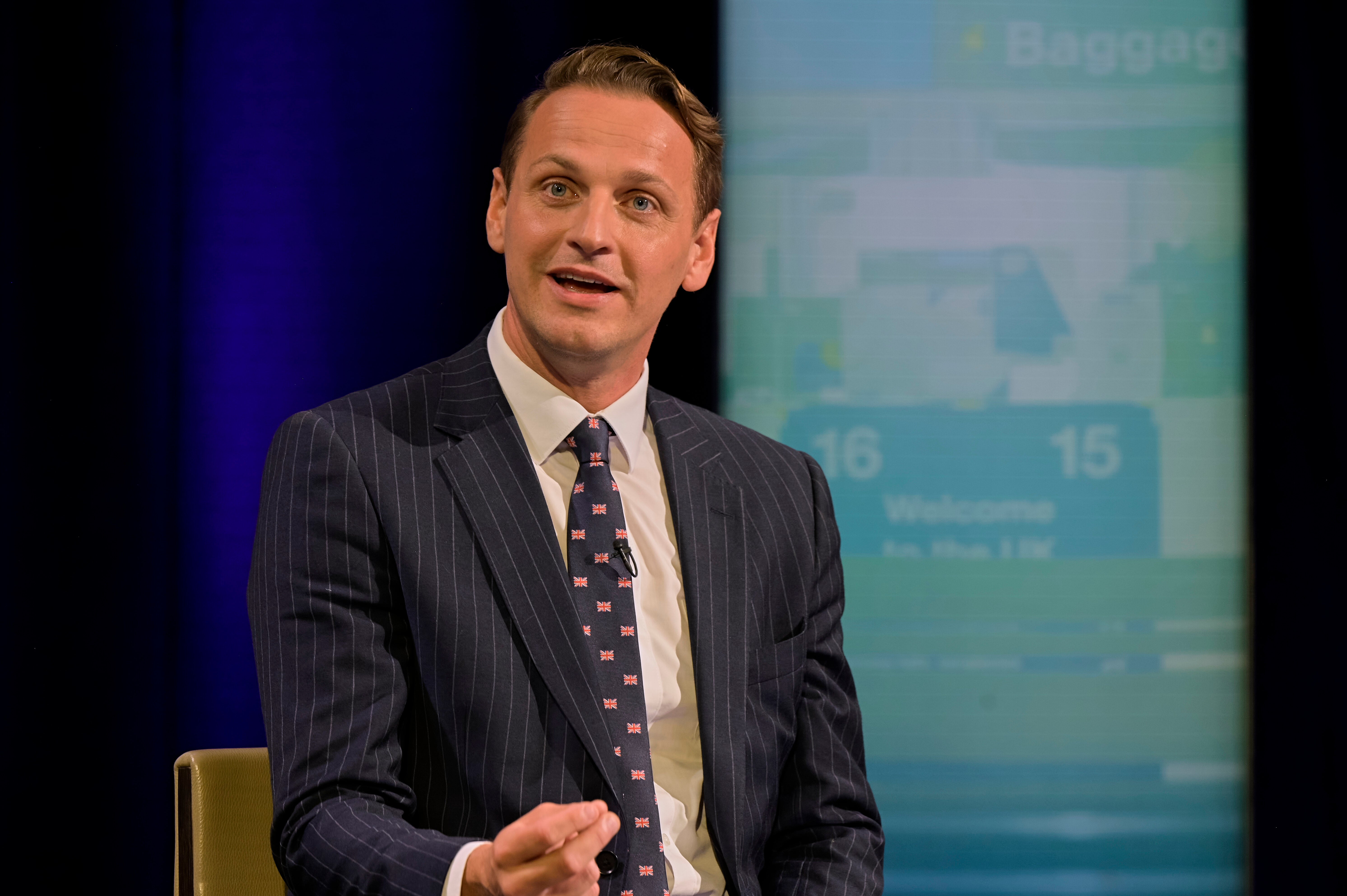 Minister Divides The Internet By Suggesting A New PM Should Trigger A General Election