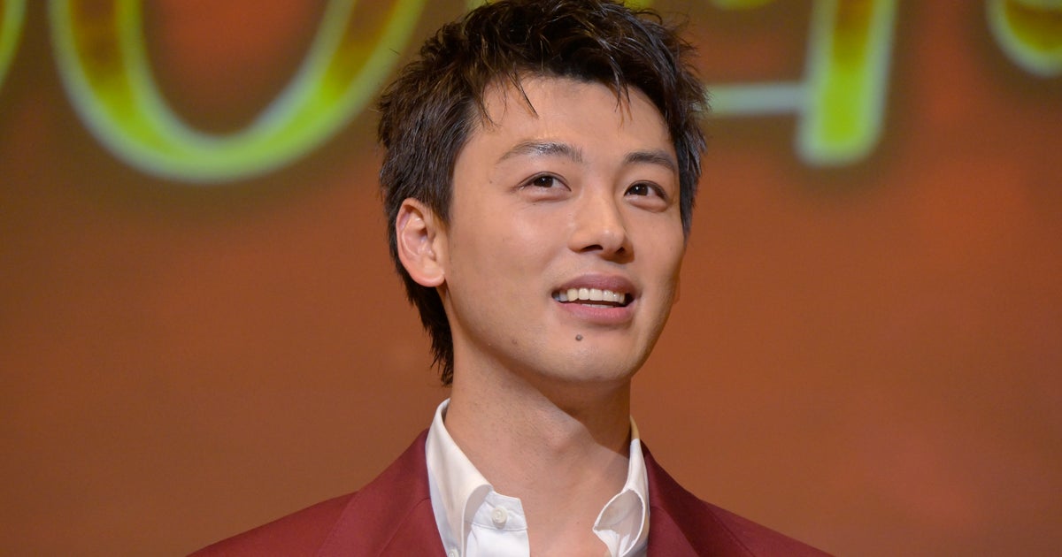 竹内涼真、W杯現地スタジアムでのオフショットが「いい笑顔」「最高！」話題。長友佑都「ずっと日本サッカー界に関わって」とコメント