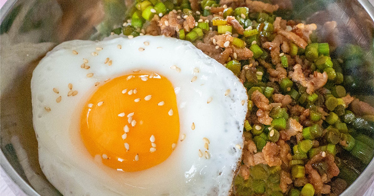 【にんにくの芽のこの食べ方、試してみた？】シャキシャキ食感がクセになる！簡単ビビンバレシピ