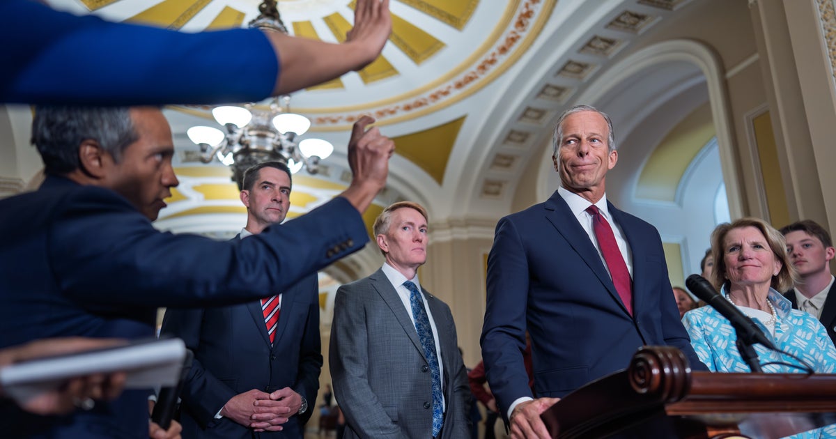 https://img.huffingtonpost.com/asset/6a3ae7361800002174da9048.jpeg?cache=M3ltRpZ5Rx&ops=1200_630