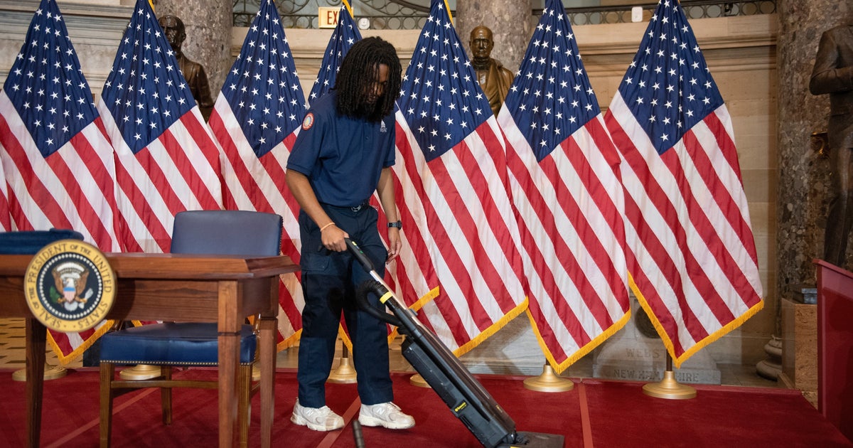 https://img.huffingtonpost.com/asset/6a3c034618000008c8da92e8.jpeg?cache=FHW5mHfEde&ops=1200_630