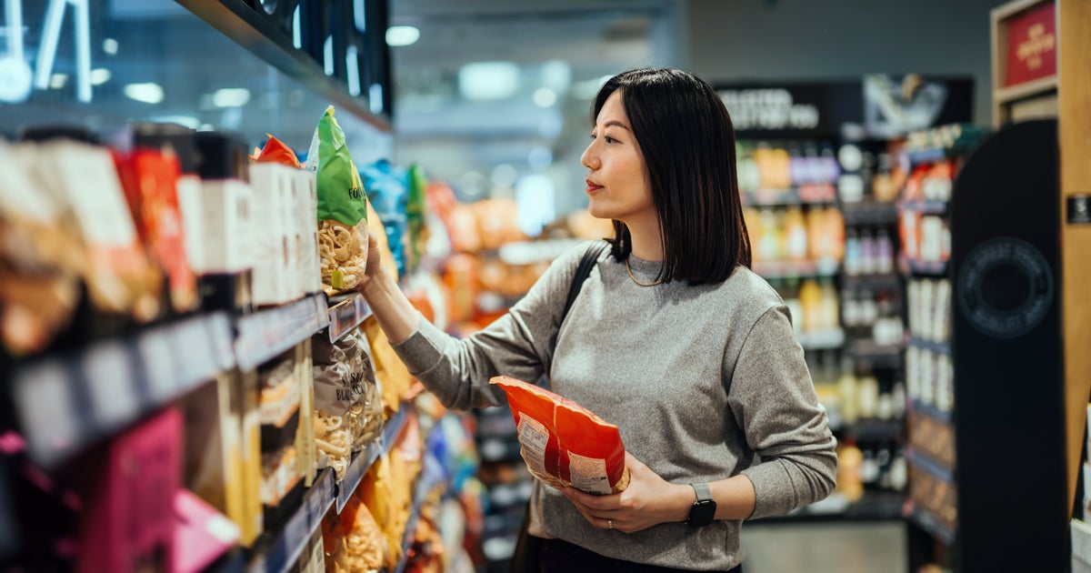 These Beloved Snacks Are Linked To An Increased Dementia Risk. Here's What Doctors Want You To Know.