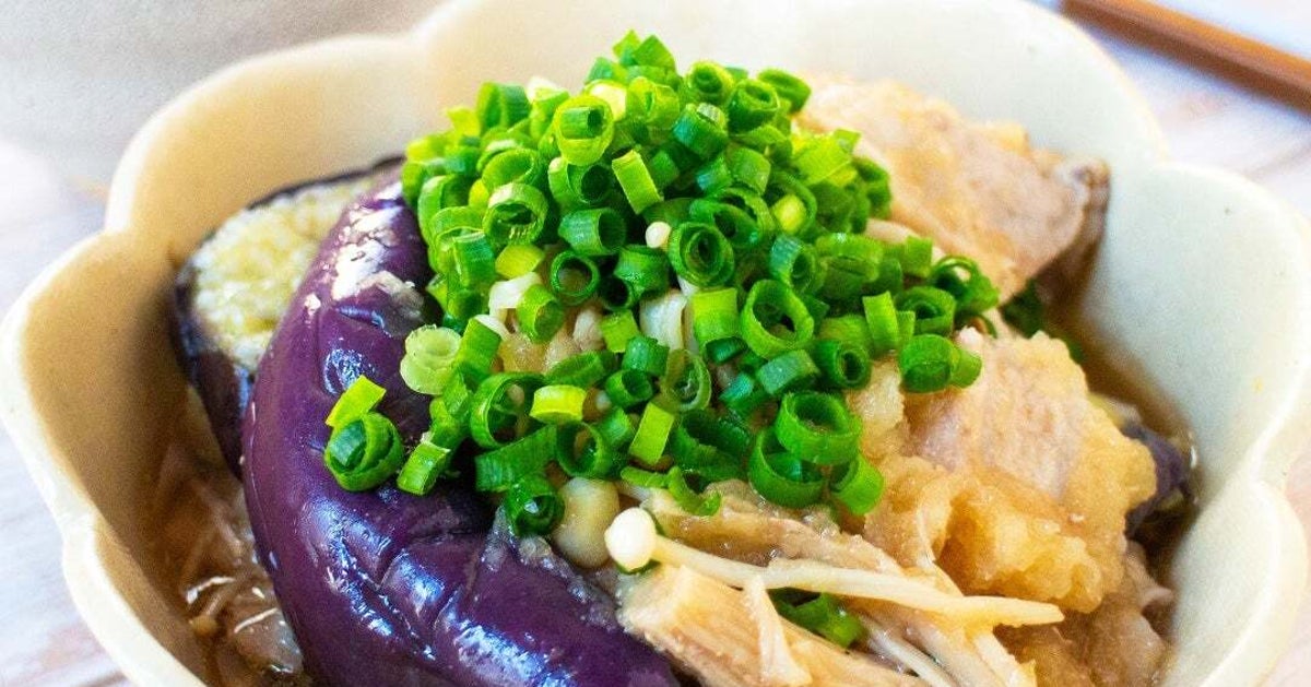 【豚バラ、電子レンジでOK】なす、ズッキーニ、もやし...と合わせて絶品！豚バラ肉の簡単レシピ4選