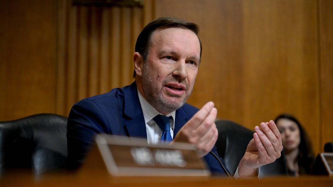 Democrats Just Proposed A New Minimum Wage ― And It's Really High