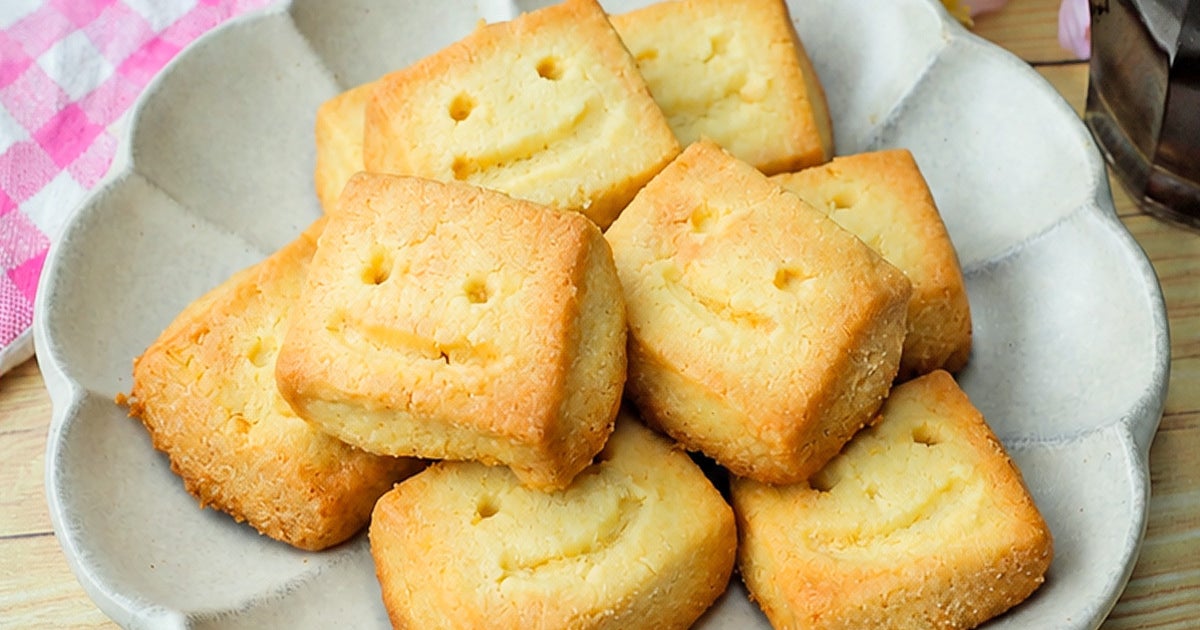 【ホットケーキミックスとバター、2つでOK】初心者さんでも簡単！サクほろ食感の「ショートブレッド」レシピ