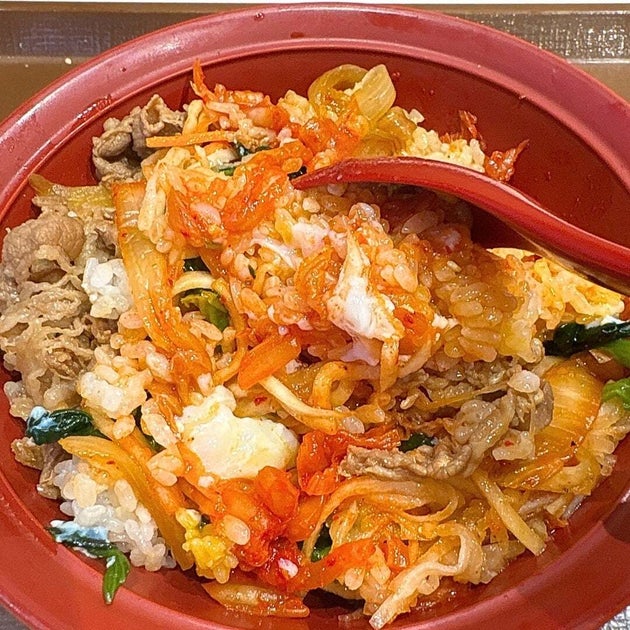 すき家「おんたまビビンバ牛丼」