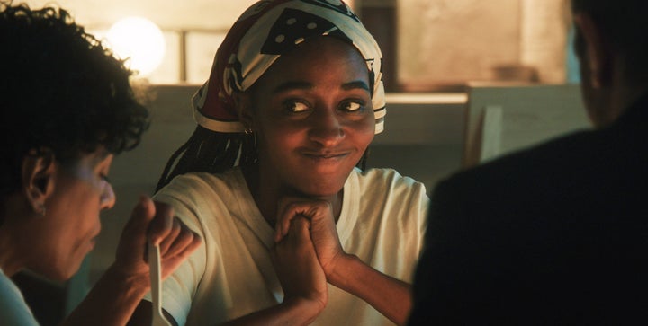 Liza Colón-Zayas as Tina and Ayo Edebiri as Sydney in "The Bear."