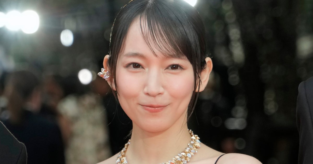 吉岡里帆、手作りの梅シロップや梅干しに「ガチなやつ」「1日がかりで凄い」と驚きの声。「梅師匠に教わりました」
