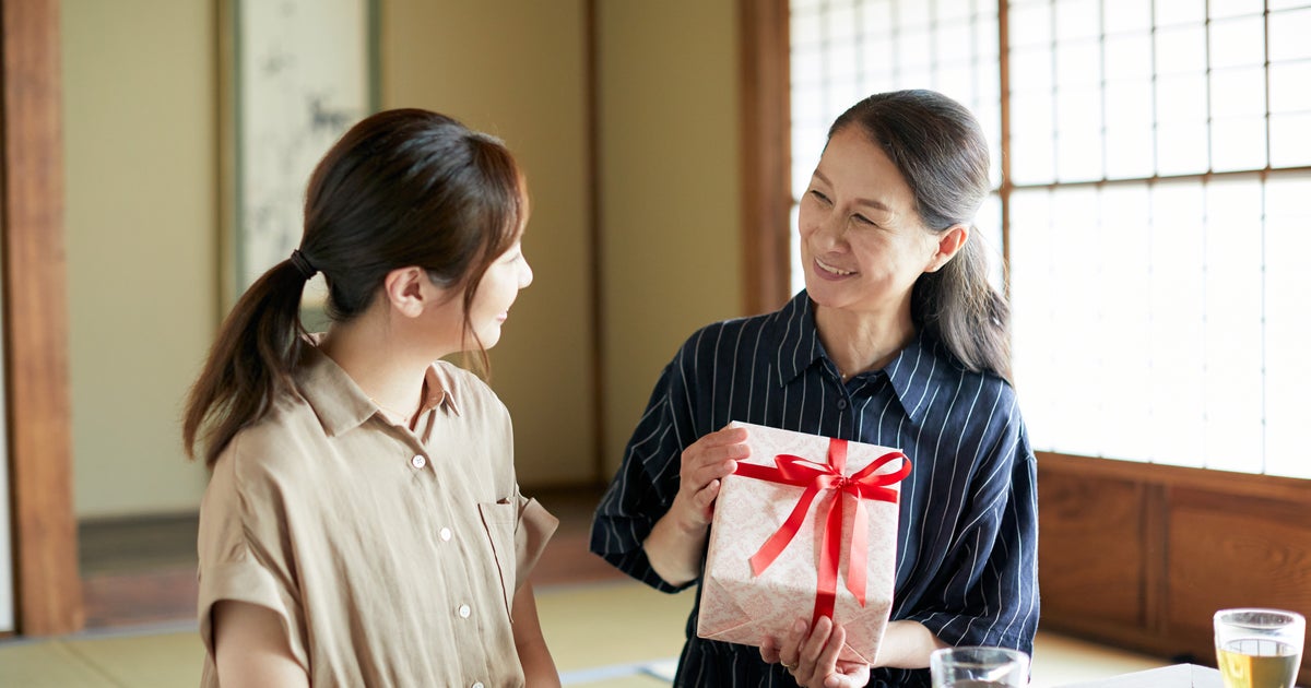 義母への手土産「3千円で高見えするものを…」AIに相談すべきワケ「グーグル検索より便利」