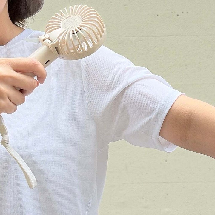 ワークマン「氷撃冷感(R)-10℃半袖Tシャツ」