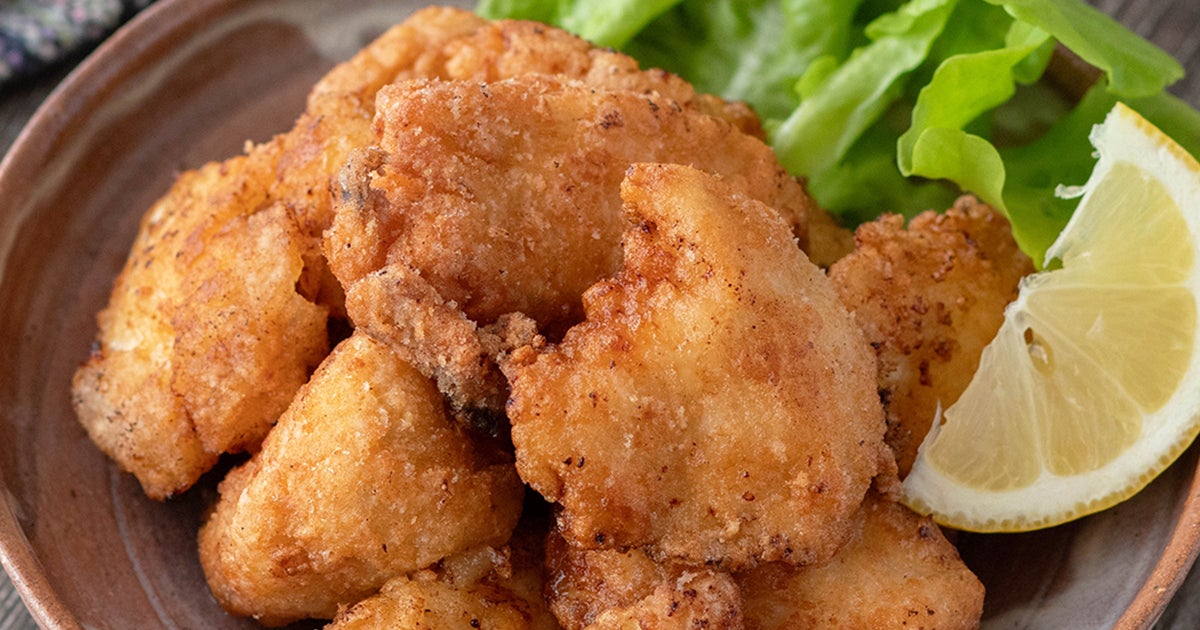 【鶏むね肉のファミリーパックが速攻で消える】驚くほどしっとりジューシー！醤油麹で漬けた唐揚げのレシピ