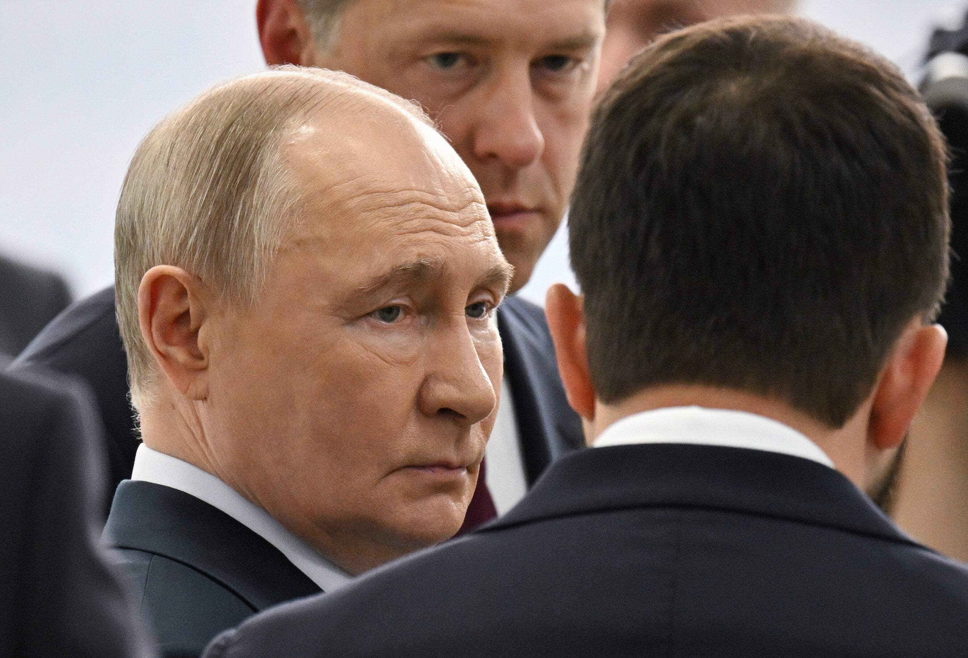 Putin Mocked After 15 Failed Attempts To Seize Particular Ukrainian Region