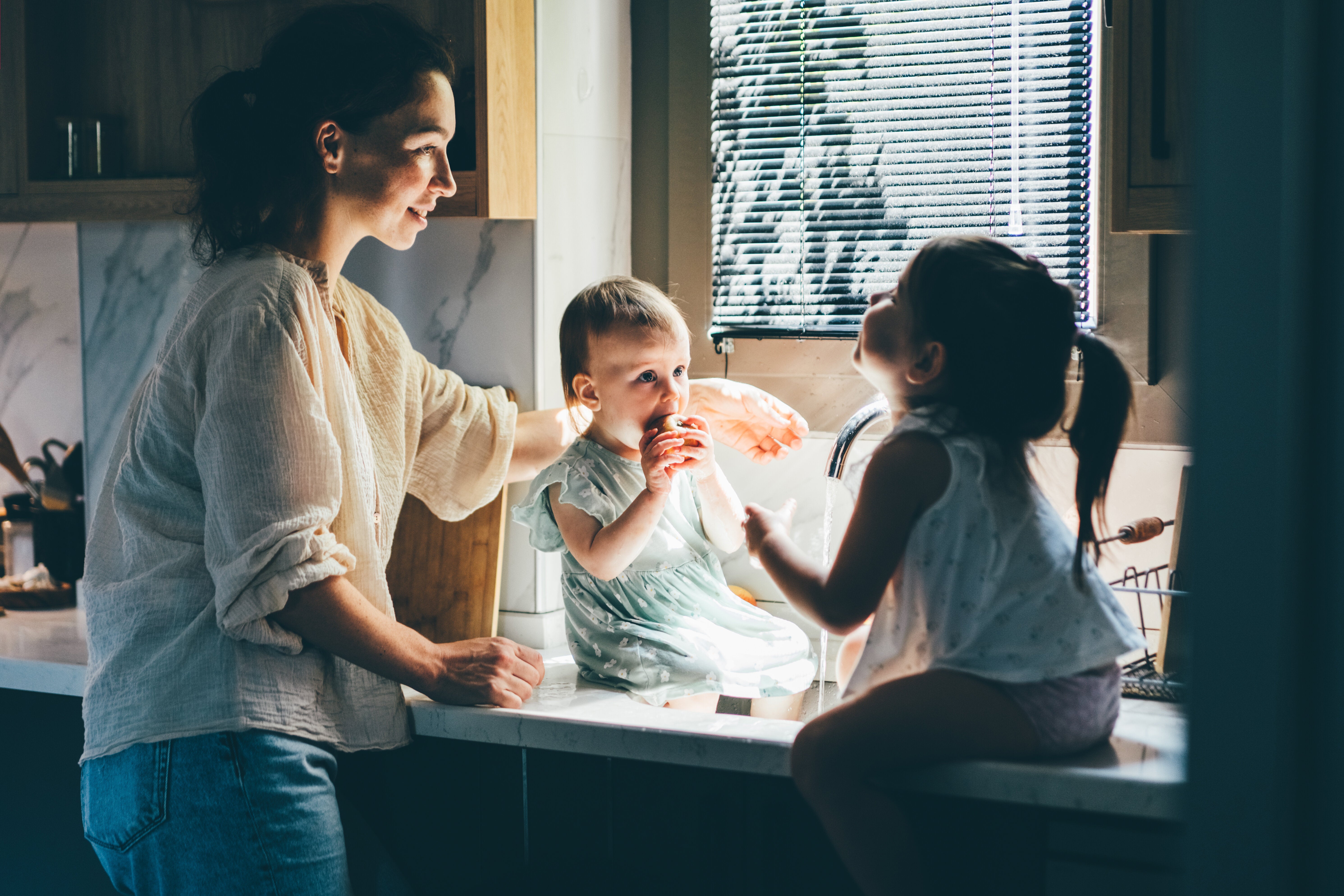 The Surprising Things Nannies Notice The Second They Arrive