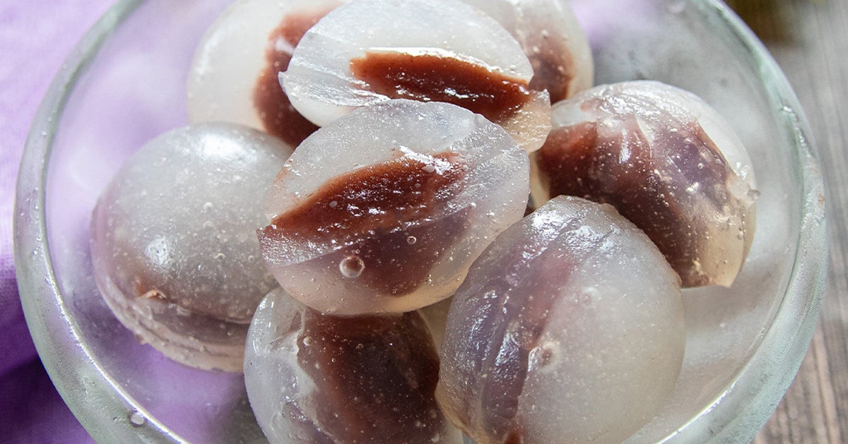 【製氷器、まだ氷だけ作ってる？】「暑い日はこういうのに限る」「このぷるぷる食感、ハマる…」水まんじゅうレシピ
