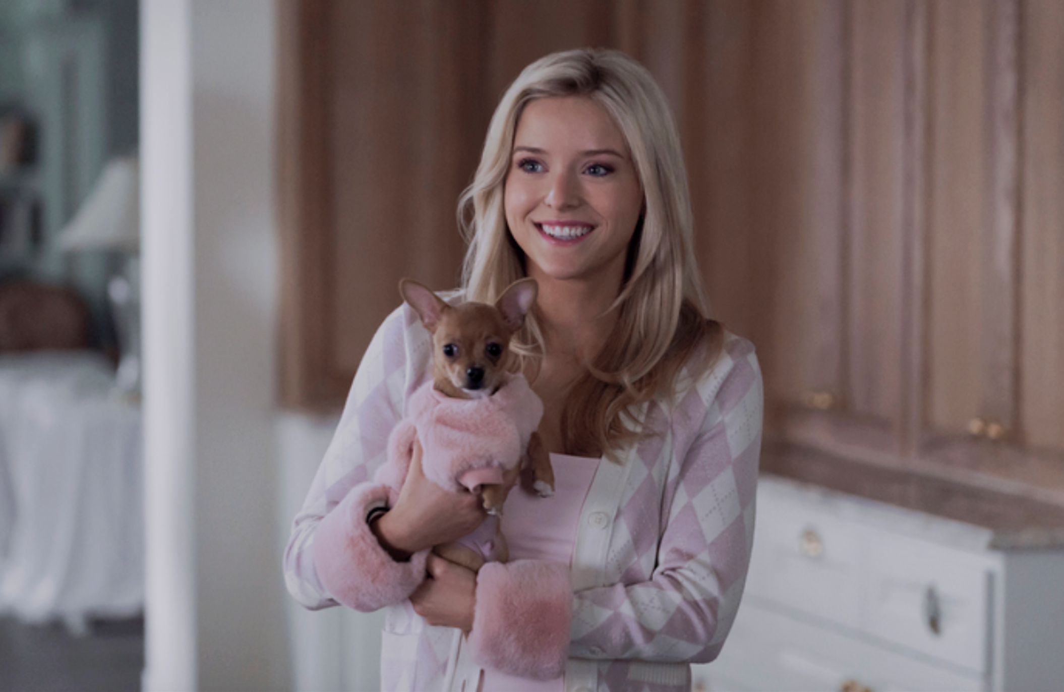 Critics Have Some Objections To The 'Nonsensical' Legally Blonde Prequel Elle