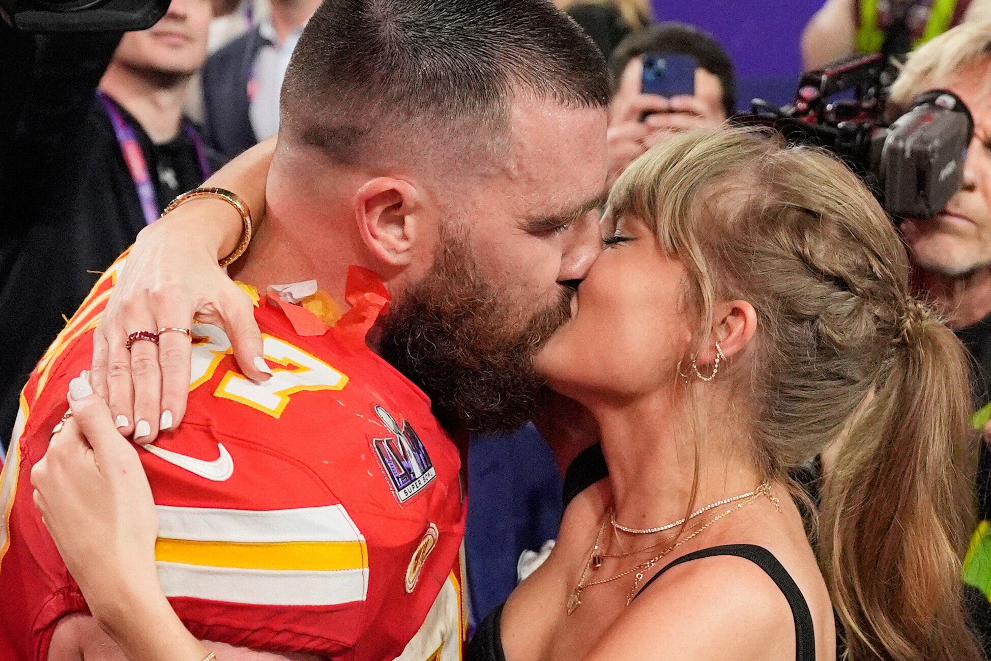 Taylor Swift's UK Fans Are Looking For Wedding Details In An Unlikely Place