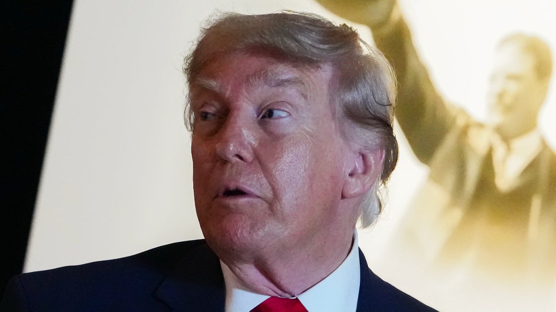 The Atlantic republie l’éditorial cinglant de JD Vance sur Trump à l’occasion de son 10e anniversaire