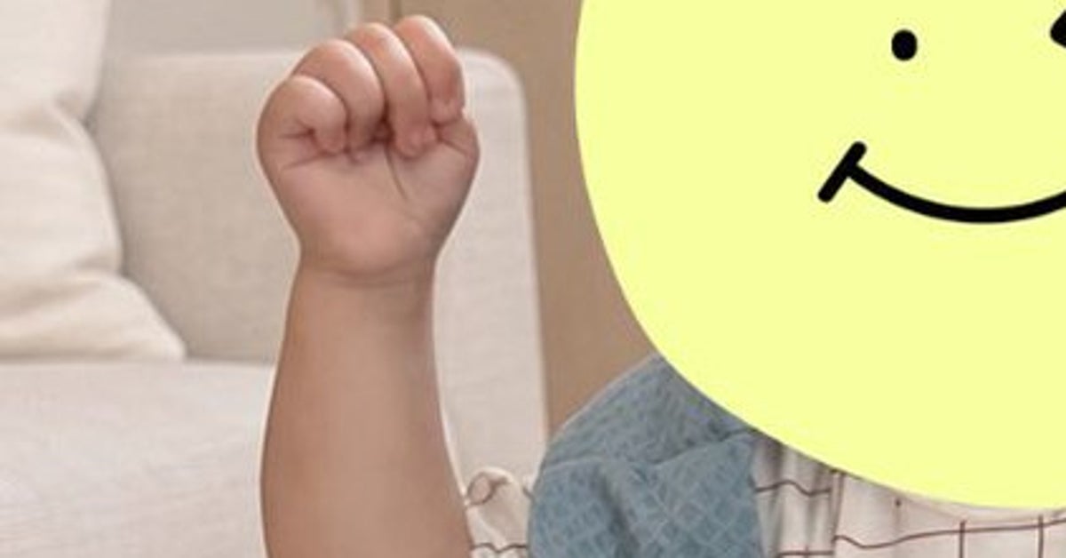 【PB前に要確認】1歳7カ月の子が抱っこひもを装着⇨3カ月の赤ちゃんをおでかけに誘う様子が尊すぎる
