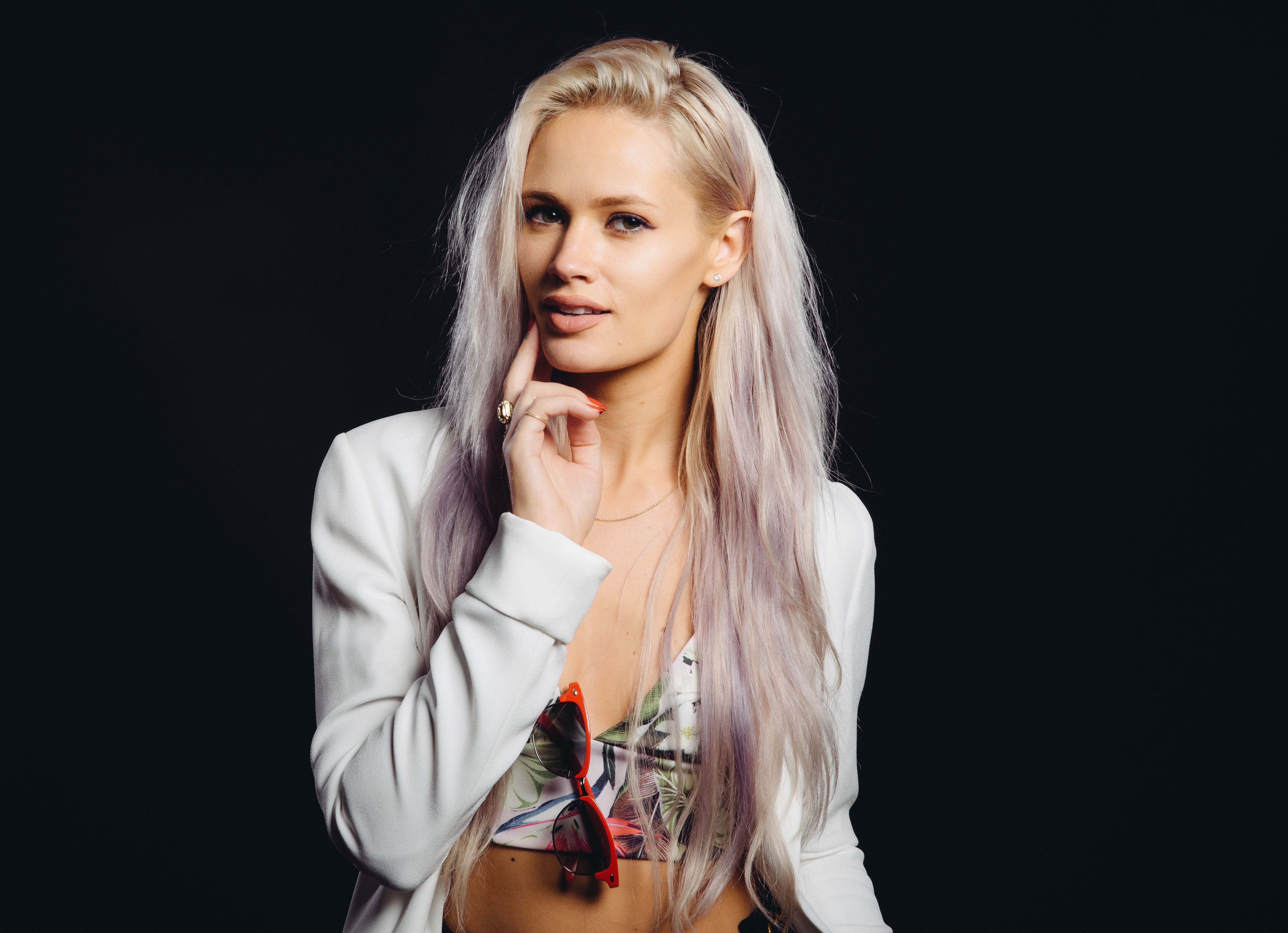 Party Rock Anthem Singer Lauren Bennett Has Died, Aged 37