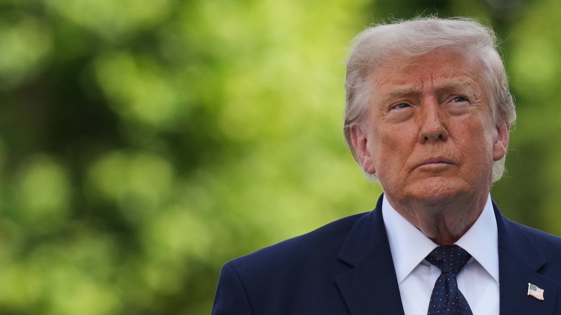 Trump erneuert Drohungen zur Annexion Grönlands während des NATO-Gipfels