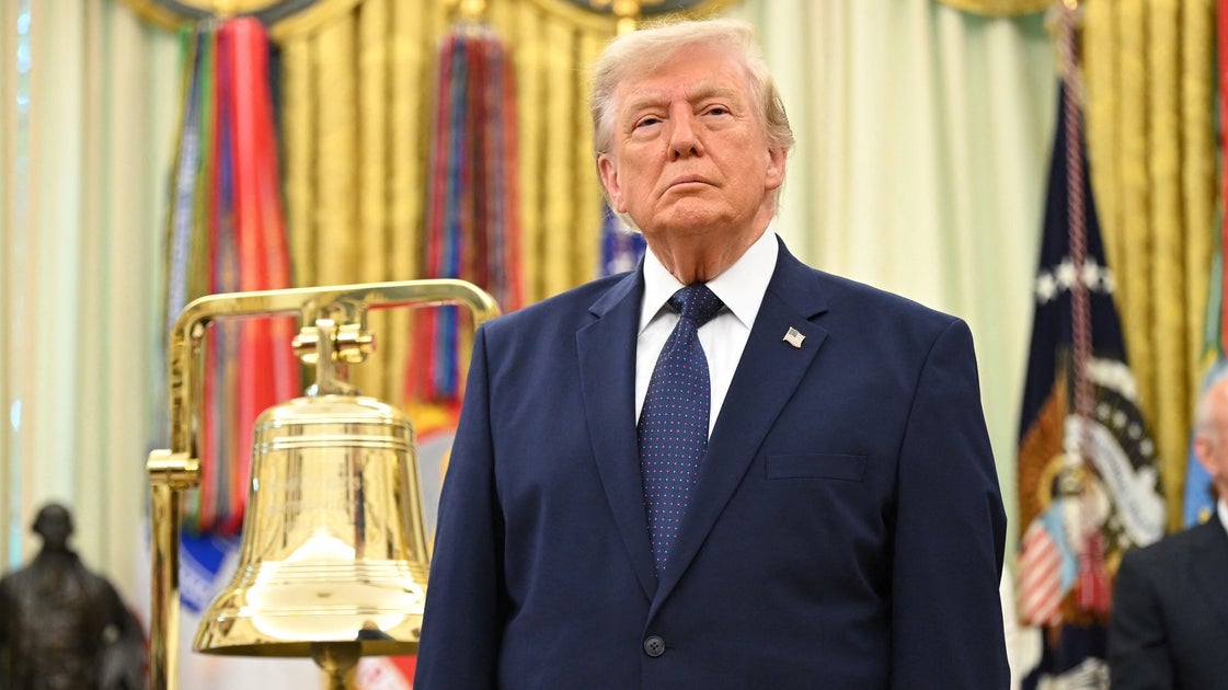 Trump Keeps Revealing This 1 Narcissistic Tendency — And Experts Say It's Deeply Telling