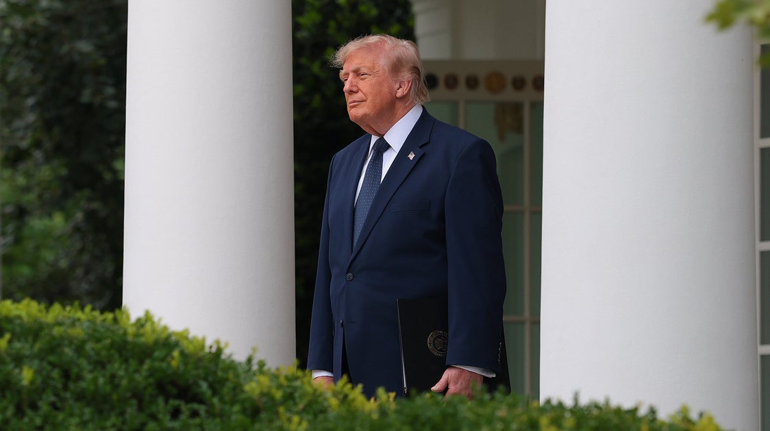 Trump Tries To Flex The New Look Of The West Wing — And It's Oh So Tacky