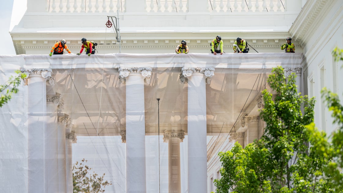 https://img.huffingtonpost.com/asset/6a4fe38c1a00009092a79711.jpeg?cache=Sc7FISPCIc&ops=500_281%2Cscalefit_1200_630