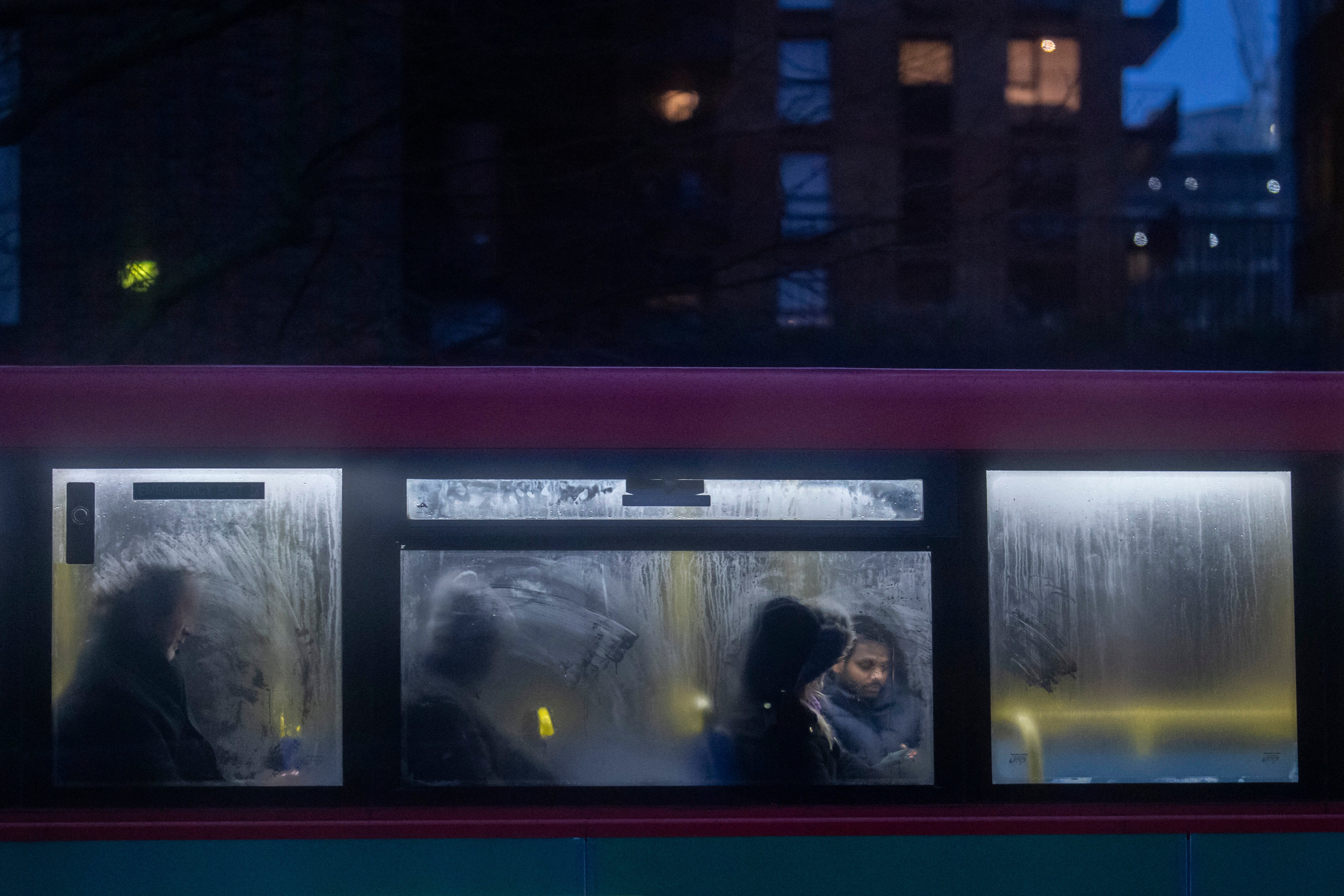 People Judge Social Class More On The Bus Than At Work, Study Finds