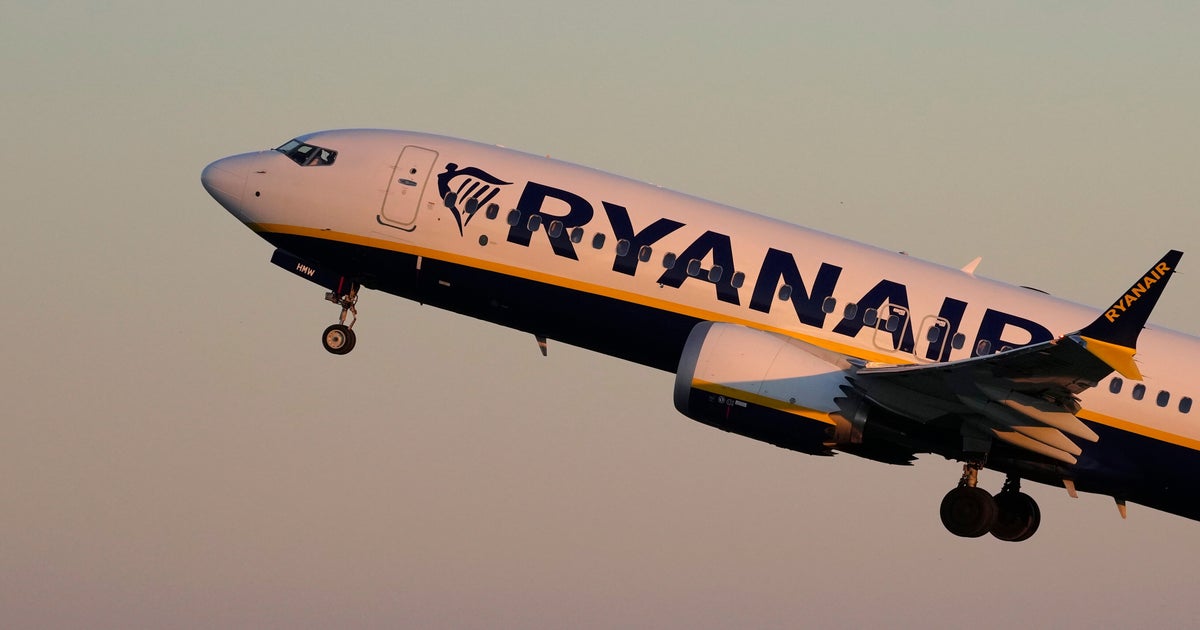 Ryanair Passenger Partially Sucked Out Of Plane After Window Breaks Midflight: Reports Ryanair Passenger Partially Sucked Out Of Plane After Window Breaks Midflight: Reports