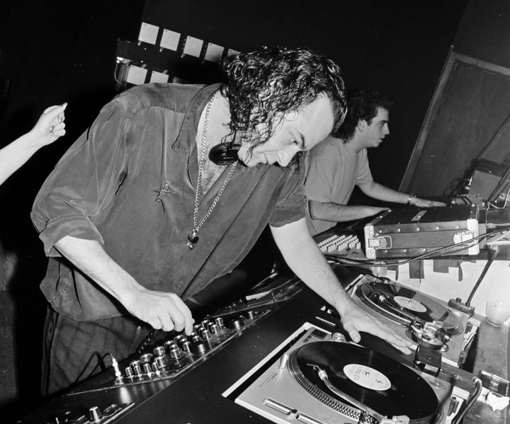 Mark Kamins DJing in April 1990