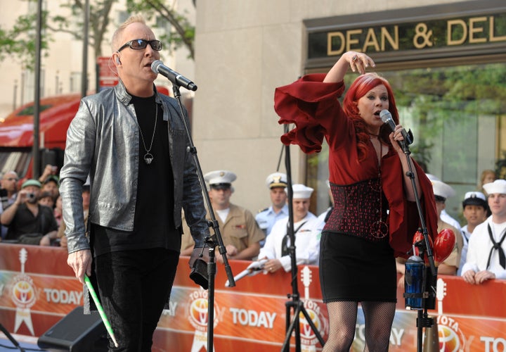Fred Schneider and Kate Pierson of The B-52s performing together in 2008
