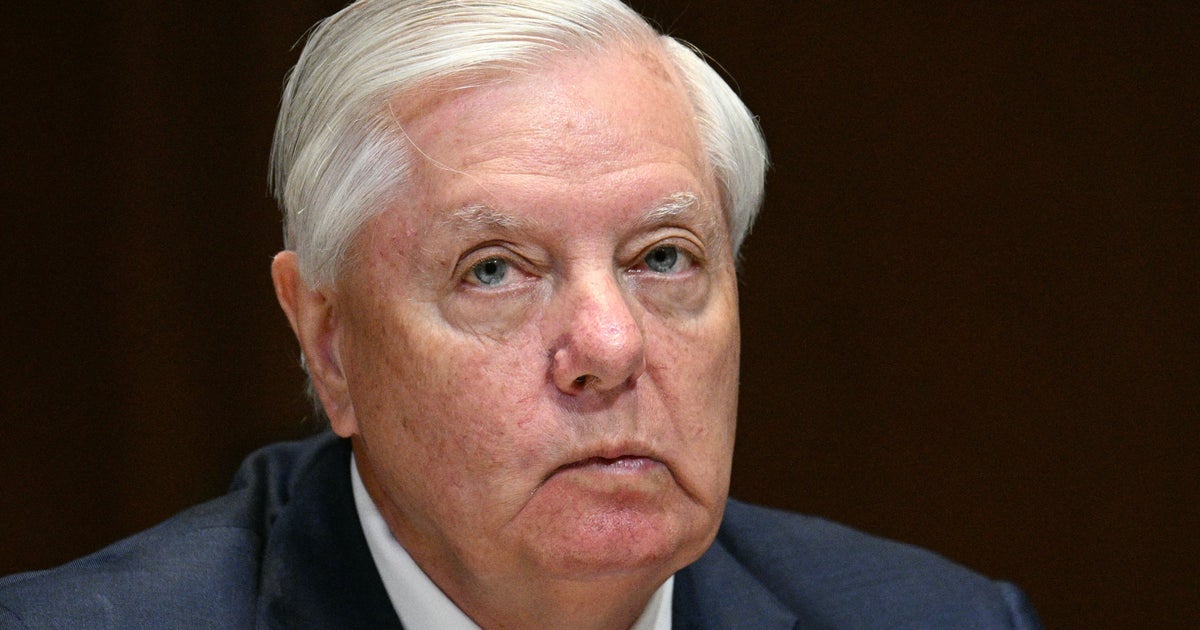 GOP Strategist Pens Scathing Tribute To ‘Parasitic Sucker Fish’ Lindsey Graham