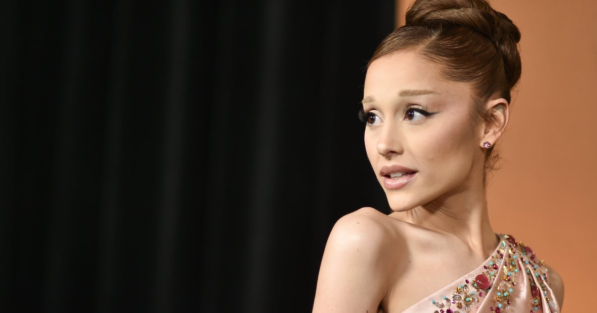 Ariana Grande spielt bei Tournee-Auftritt auf Gerüchte um ein ...