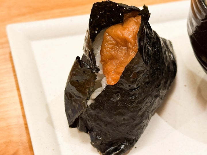 「おむすびセット」の紀州南高梅おむすび