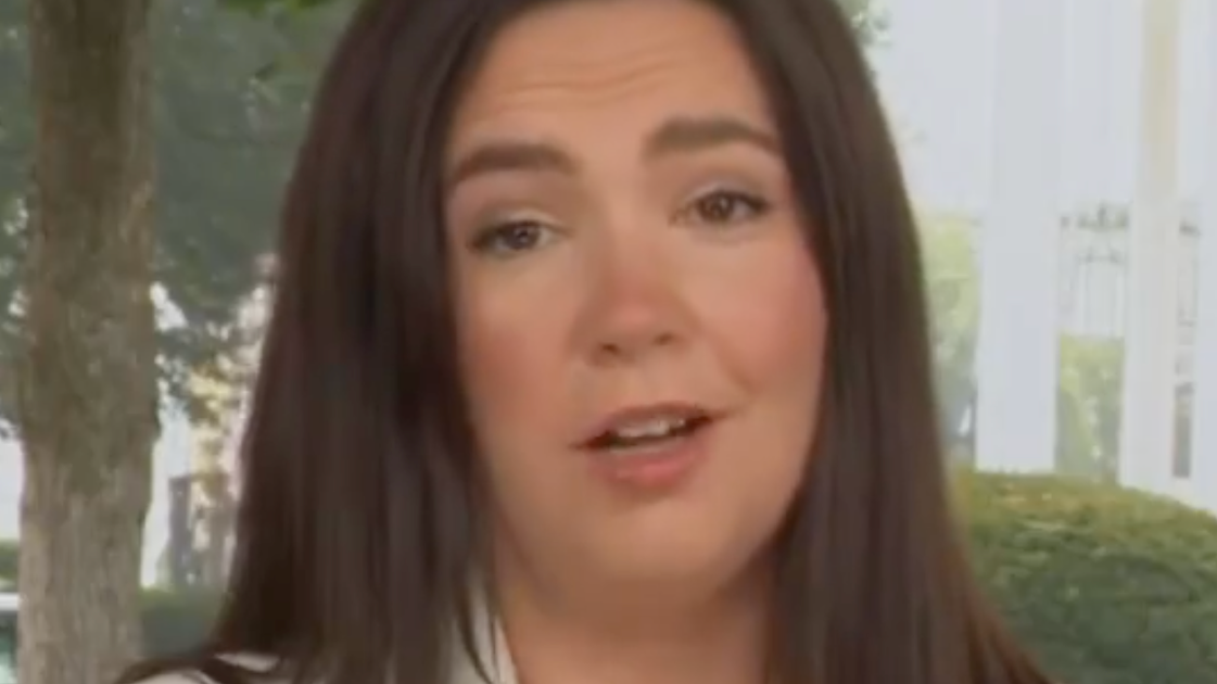 White House Spokeswoman Makes A Bizarre Olive Garden Analogy — And Gets Instantly Mocked
