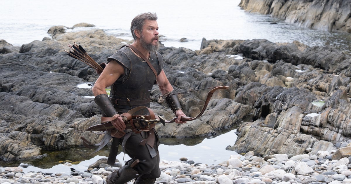 Matt Damon Heaps Praise On Female Stunt Double (Who Helped His Arms Look ...