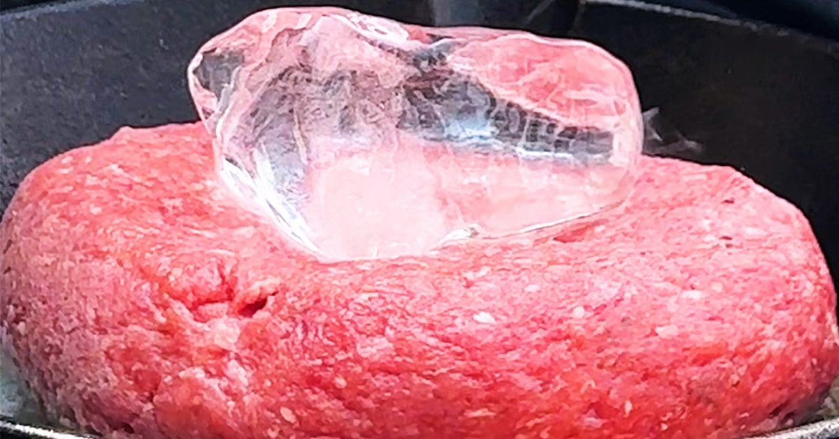 【ハンバーグに氷！？】知らなきゃ損する裏ワザ！肉汁あふれる豪快ハンバーグレシピ
